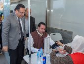 محافظ الإسكندرية يتفقد وحدات المسح المتنقلة لمبادرة 100مليون صحة