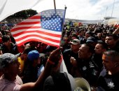 صور.. توترات على حدود المكسيك بعد حشود مهاجرى أمريكا الوسطى للولايات المتحدة