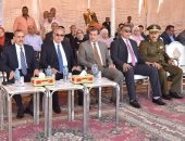 محافظ أسيوط  يشهد عرض اصطفاف وجاهزية معدات مجابهة الأزمات