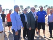 محافظ جنوب سيناء يتفقد استکمال أعمال مضمار الهجن 