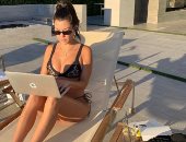 شاهد.. كورتنى كاردشيان تتسوق من أجل "الكريسماس " بالبيكينى