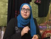 فيديو وصور.. فتاة سيناوية تسخر هوايتها فى الـ"هاند ميد" لمشروع اقتصادى