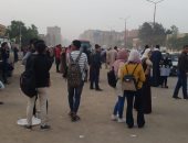 صور.. قارئ يشكو من تكدس سيارات الأجرة بموقف الجلاء فى الغربية