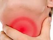 علاج اللوز عند الأطفال المضاد الحيوى والمشروبات الدافئة 