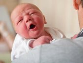 اسباب بكاء الطفل الرضيع أثناء النوم