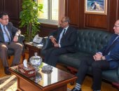 محافظ الإسكندرية يستقبل سفير الهند لدى مصر لتوطيد العلاقات بين الجانبين 