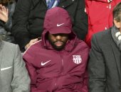 "الركبة اليسرى" تهدد مشوار أومتيتي مع برشلونة 