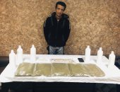 سقوط عاطل حول مسكنه لمصنع لإنتاج الأستروكس بالوراق