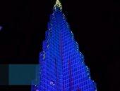 بلدة ألمانية تحتفل بأطول شجرة كريسماس مصنوعة من صناديق الزجاجات