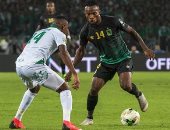 الرجاء ضد فيتا كلوب.. بطل الكونغو يسجل ثنائية فى 3 دقائق والنتيجة 3-1