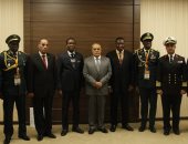 تعزيز التعاون مع الأشقاء الأفارقة بلقاء الفريق التراس مع وزير دفاع الكاميرون