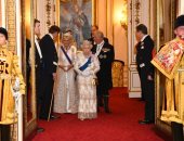 الملكة إليزابيث تستقبل الوفود الدبلوماسية المعتمدة لدى بريطانيا