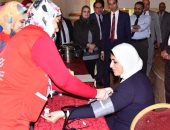 وزيرة الصحة تجرى المسح ضمن «مبادرة 100 مليون صحة»