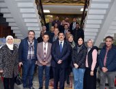 محافظ القليوبية: الكشف على 4000 مريض بقافلة للجلدية والتناسلية بطوخ