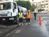 صور.. صرف القاهرة تسيطر على تجمعات مياه الأمطار وتعلن استمرار الطوارئ