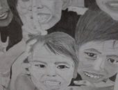 قارئة تشارك بلوحات فنية فى الرسم بالقلم الرصاص والألوان