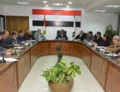 محافظ سوهاج يكلف مديرى المناطق الصناعية بإعداد تقرير عن المصانع المعطلة