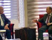 وزير الصناعة يلتقى نظيره الجزائرى على هامش اجتماعات إفريقيا 2018