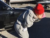 صور.. شاهد كيلى جينر وابنتها ستورماي بـ "نفس الـstyle" 