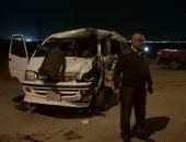 إصابة 5 فى حادث إنقلاب سيارة ميكروباص على الطريق الزراعى بطما سوهاج