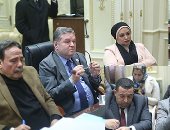 وزير قطاع الأعمال يعلن دمج 23 شركة غزل ونسيج فى 10 شركات.. ويؤكد: 15 مليار مكاسب شركات الوزارة.. واستبعاد رؤساء مجالس الإدارة غير الصالحين ونحيد تضارب المصالح.. وضرورة الانفتاح على إفريقيا ومد جسور التعاون