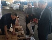 إعدام أغذية فاسدة وتشميع مكتب مستلزمات طبية منتهية الصلاحية بالشرقية