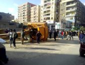 انقلاب حفار أثناء حفر أساسات عقار بحلوان ووفاة السائق