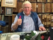 فيديو.. زوج شقيقة حسن كامى ينفى بيع الفنان الراحل لمكتبته