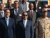 الرئيس السيسى: أنا عارف دخل مصر كام بالحتة.. "الشغل البلدى" يتلف مستقبل أولادنا.. "بندى الناس شقق بعفشها.. والله ما حد عمل كدا فى العالم غيرنا".. يوجه 3 أسئلة لمحافظ القاهرة وخالد عبد العال يعجز عن الإجابة