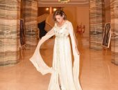 صور.. إطلالة مغربية للفنانة ريم البارودى من عرض أزياء فى الإمارات