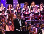 صور.. أوبرا الإسكندرية تحتفل بأعياد الكريسماس والعام الجديد