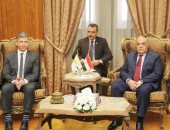 الفريق عبد المنعم التراس يلتقى سفير قبرص بالقاهرة لبحث التعاون المشترك