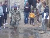 طفح غرف الصرف الصحى بقرية الشوبك بالقليوبية ورئيس المدينة يوجه بحلها