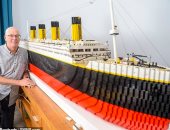 "كان بيلعب مع أحفاده".. بريطانى صمم سفينة تيتانيك بـ40 ألف مكعب الليجو ..صور