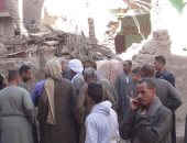 صور.. انهيار جدار منزل بمدينة إسنا دون مصابين.. والمجلس يخلى السكان