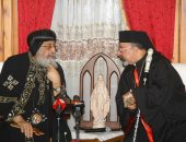 صور.. البابا تواضروس يهنئ بطريرك الكاثوليك بعيد الميلاد المجيد 