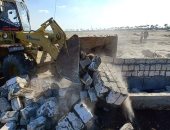 إزالة 16 حالة تعدى على أراضى زراعية بقريتى كفر شحاتة وأم الرزق بدمياط