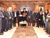 البابا يستقبل وفدا من "المالية" بمناسبة إصدار ميداليات رحلة العائلة المقدسة