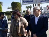 صور.. محافظ الأقصر يستقبل وزيرة الثقافة للمشاركة فى ختام مهرجان التحطيب