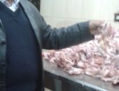 صور.. ضبط 6 أطنان دواجن غير صالحة للاستهلاك الآدمى فى شبرا الخيمة