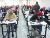 20 ألف و350 طالب يؤدون امتحان نصف العام للصف الأول الثانوى العام بسوهاج