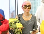 شاهد.. "ملكة الأناقة" كاردى بى بحقيبة سوداء سعرها 1585 إسترلينياً