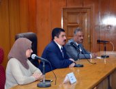 محافظ القليوبية يفعل مبادرة "بيتنا هو البداية" للنهوض بمنظومة القمامة بشبرا الخيمة