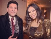 شاهيناز تبدأ السنة الجديدة بصورة مع الفنان هانى شاكر