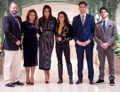 شاهد "عيلة " ياسمين صبرى لأول مرة .. "مامتها" مفاجأة 