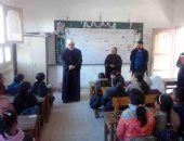 وكيل قطاع المعاهد الأزهرية يتفقد امتحانات الشهادة الابتدائية بالإسكندرية