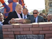 صور.. محافظ بورسعيد يضع حجر الأساس لمشروع فندقى جديد