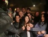 فيديو.. لوسى ومحمد عادل يحتفلان بعيد ميلاد الفنانة سهر الصايغ