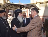 صور .. محافظ بني سويف يزور الكنائس والأديرة لتهنئة الاقباط بعيد الميلاد المجيد