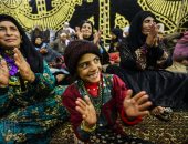 صورة اليوم.. الليلة الكبيرة يا عمى والعالم كتيرة  